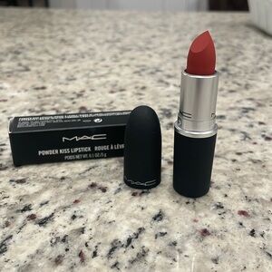 MAC POWDER KISS LIPSTICK DEVOTED TO CHILI 316